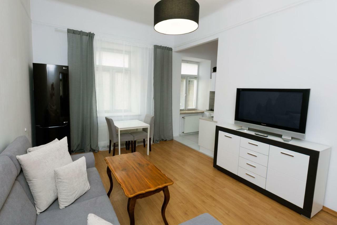 Apartment - Old Town - Cyrulicza لوبلين المظهر الخارجي الصورة